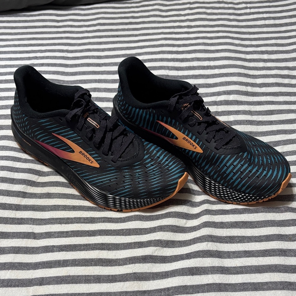 Brooks Hyperion Tempo running shoes